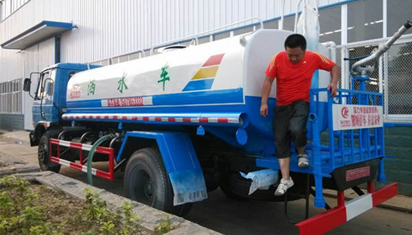 ���������l(f��)�����ջ�����ˮ܇�V�ܺ��u