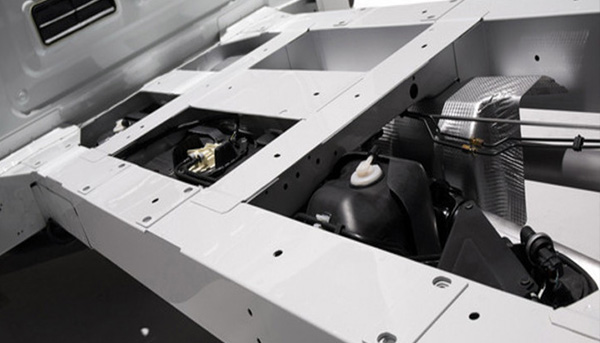 愛(ài)車(chē)會(huì)為您的出行得到保障,湖北程力教您如何愛(ài)護(hù)底盤(pán)